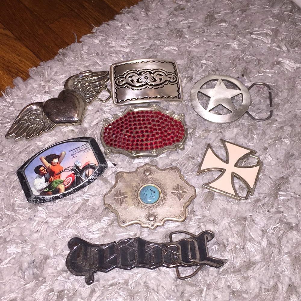 Belt buckles